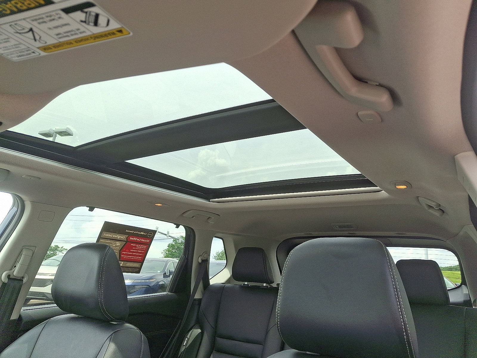 2024 Nissan Rogue SL - Photo 15