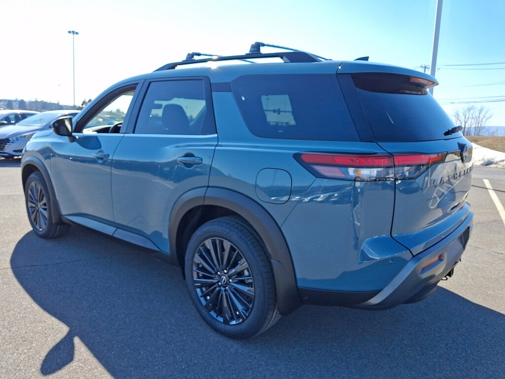 New 2026 Nissan Pathfinder SL SUV