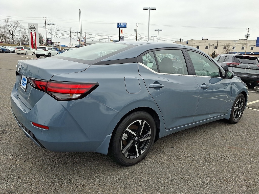 New 2025 Nissan Sentra SV Sedan