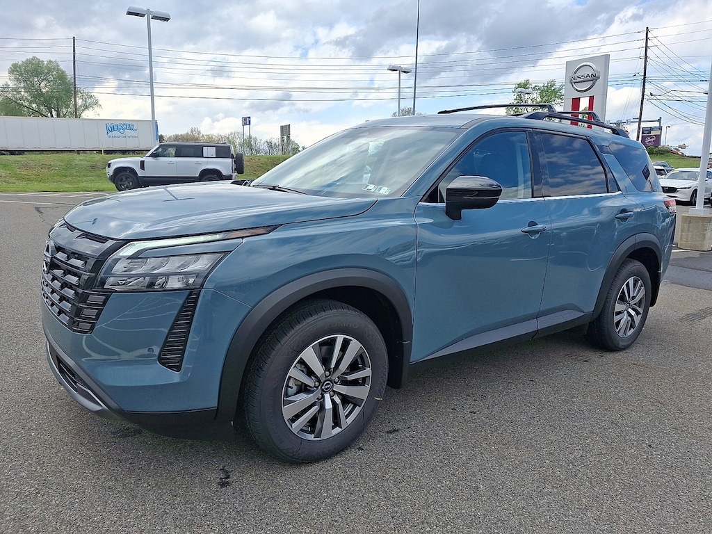 New 2026 Nissan Pathfinder SL SUV