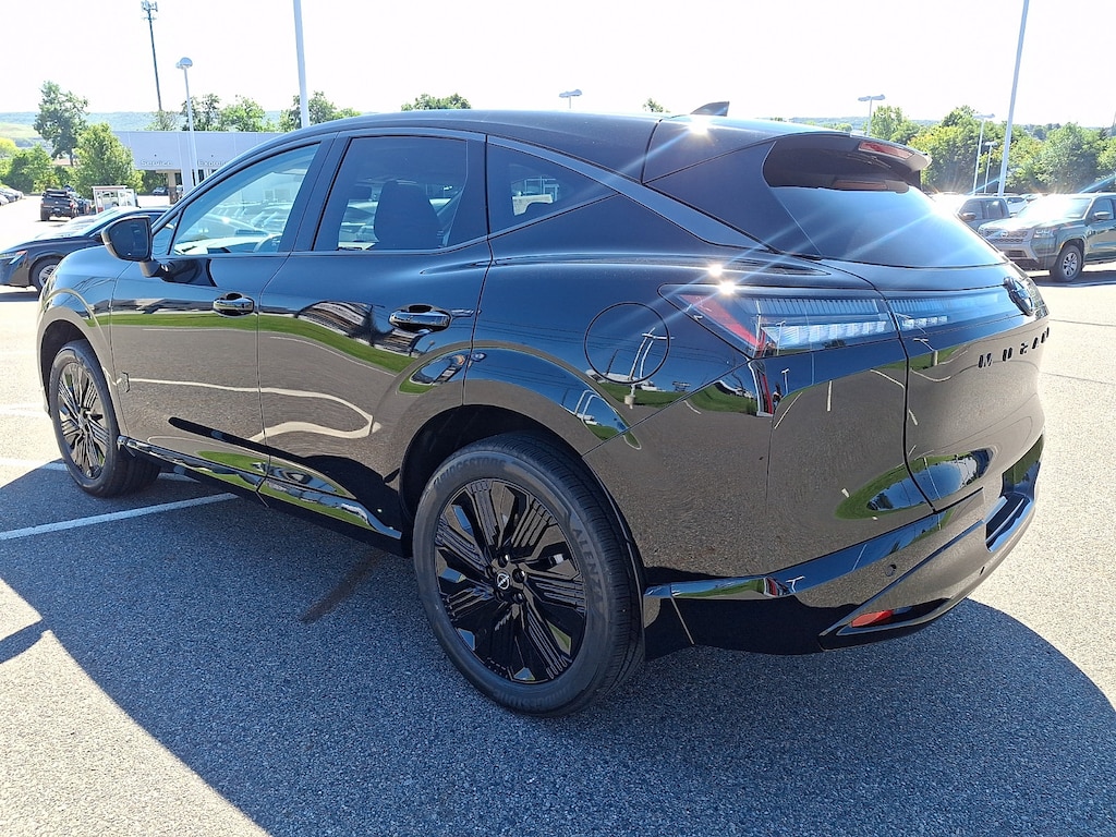New 2027 Nissan Murano Dark Armor SUV