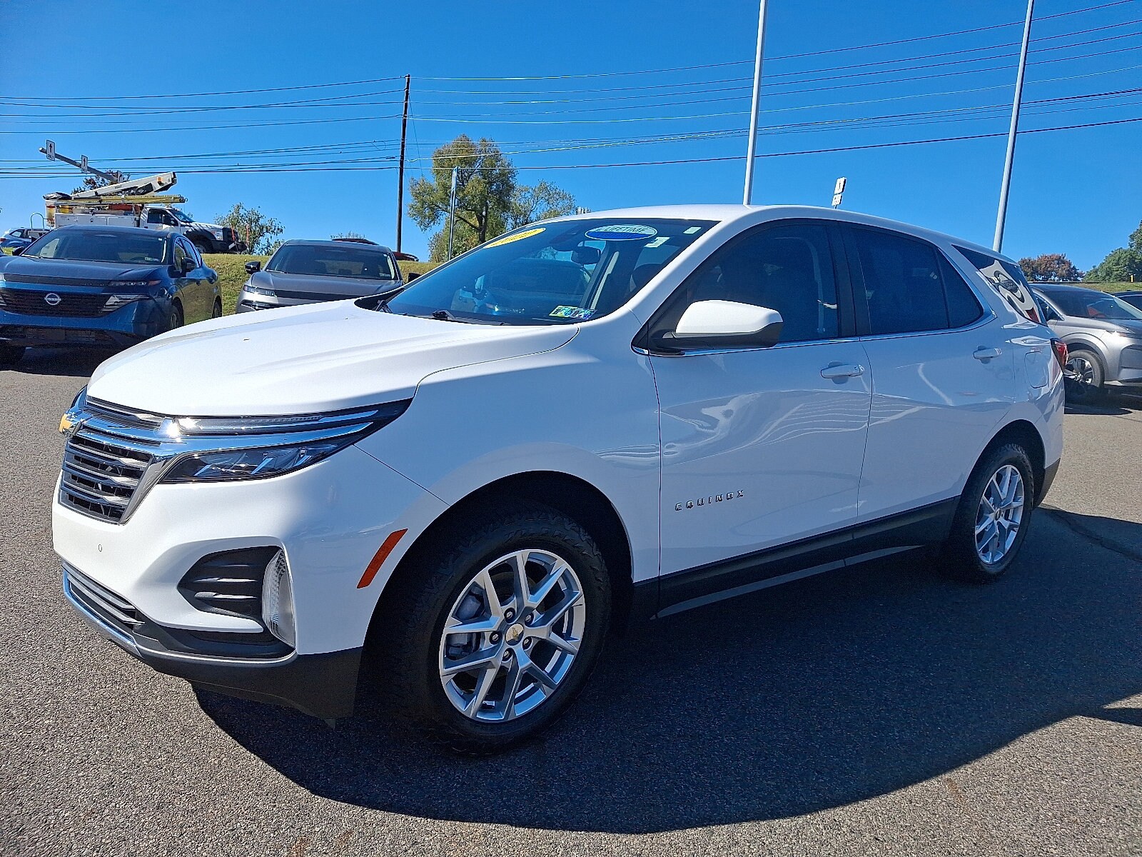 2022 Chevrolet Equinox photo 2