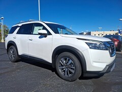 2025 Nissan Pathfinder SL SUV