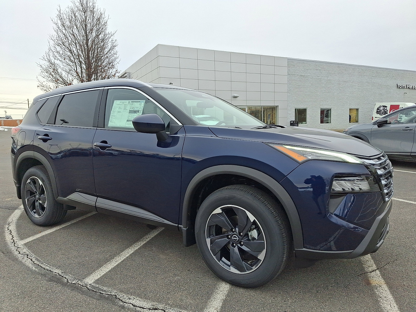 2026 Nissan Rogue SV's photo