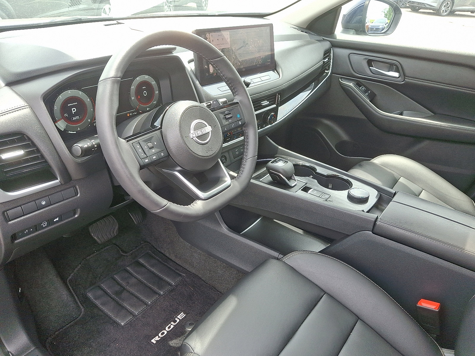 2024 Nissan Rogue SL - Photo 13