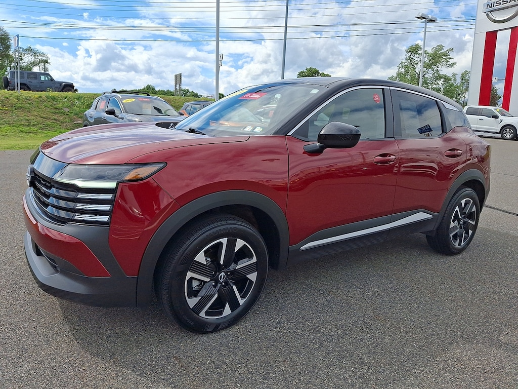 Used 2025 Nissan Kicks SV SUV
