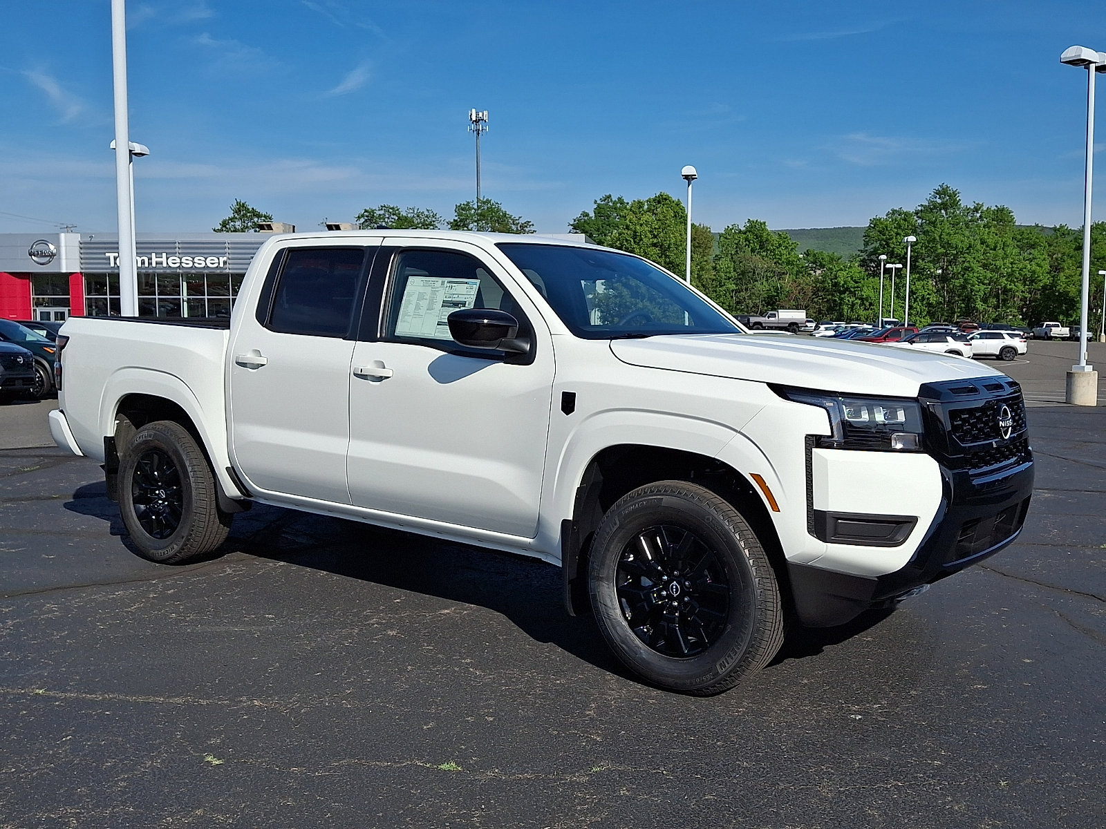2026 Nissan Frontier SV Crew Cab 4X4 SWB's photo