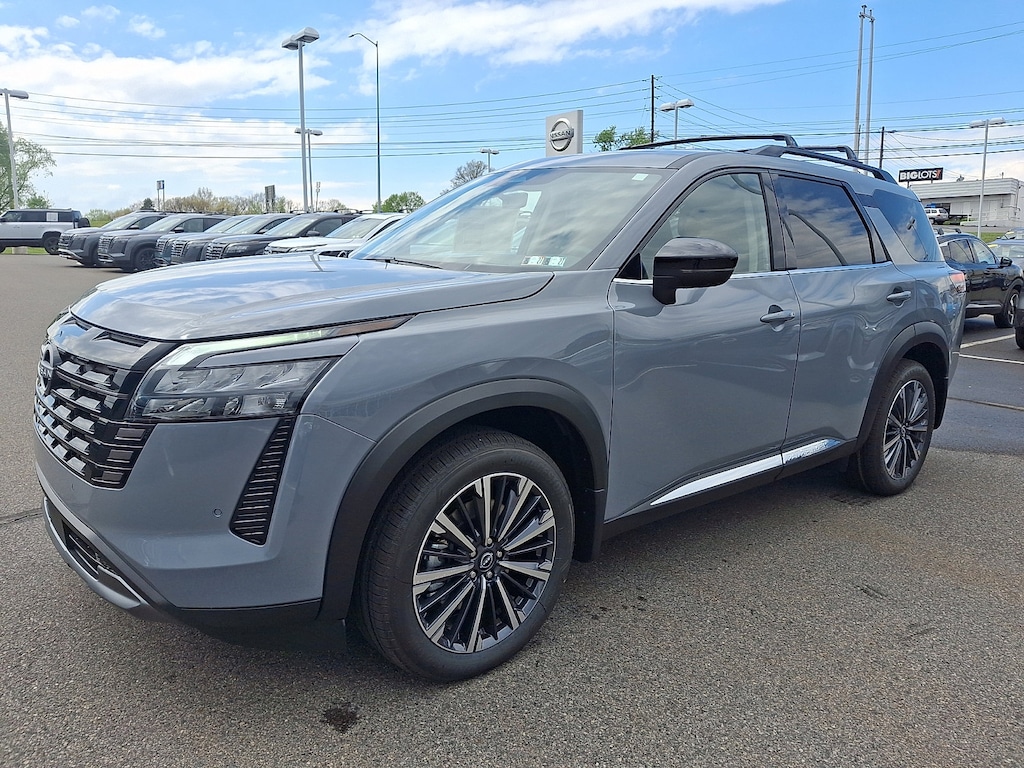 New 2026 Nissan Pathfinder Platinum SUV