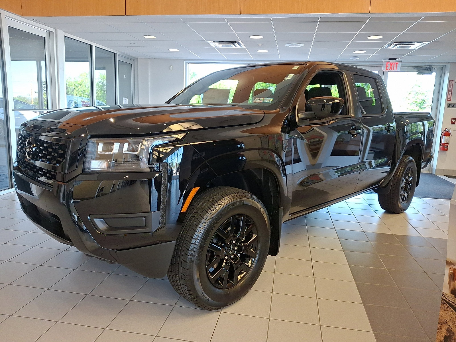 2026 Nissan Frontier SV Crew Cab 4X4 SWB's photo