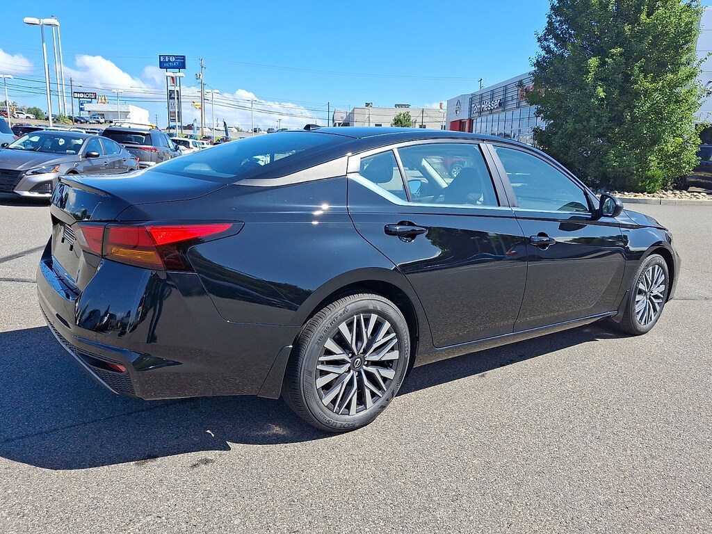 New 2026 Nissan Altima SV Sedan