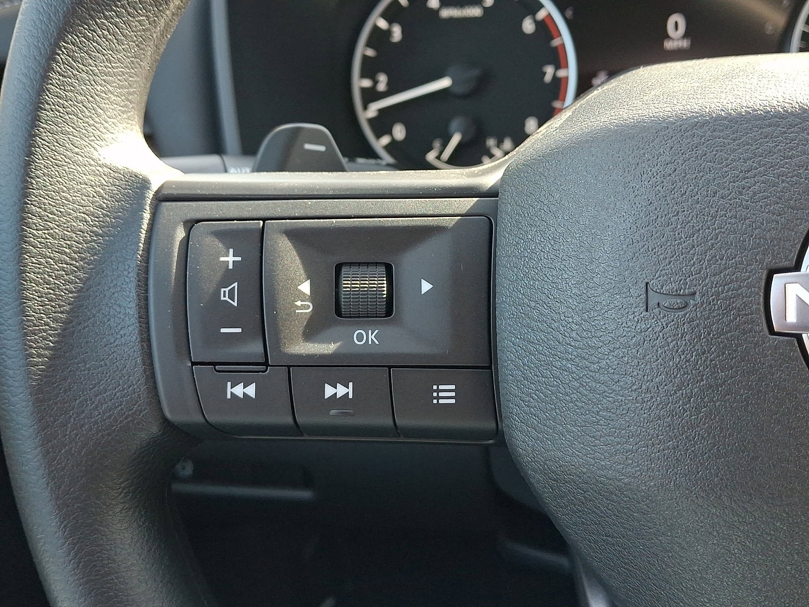 2026 Nissan Rogue S - Photo 14