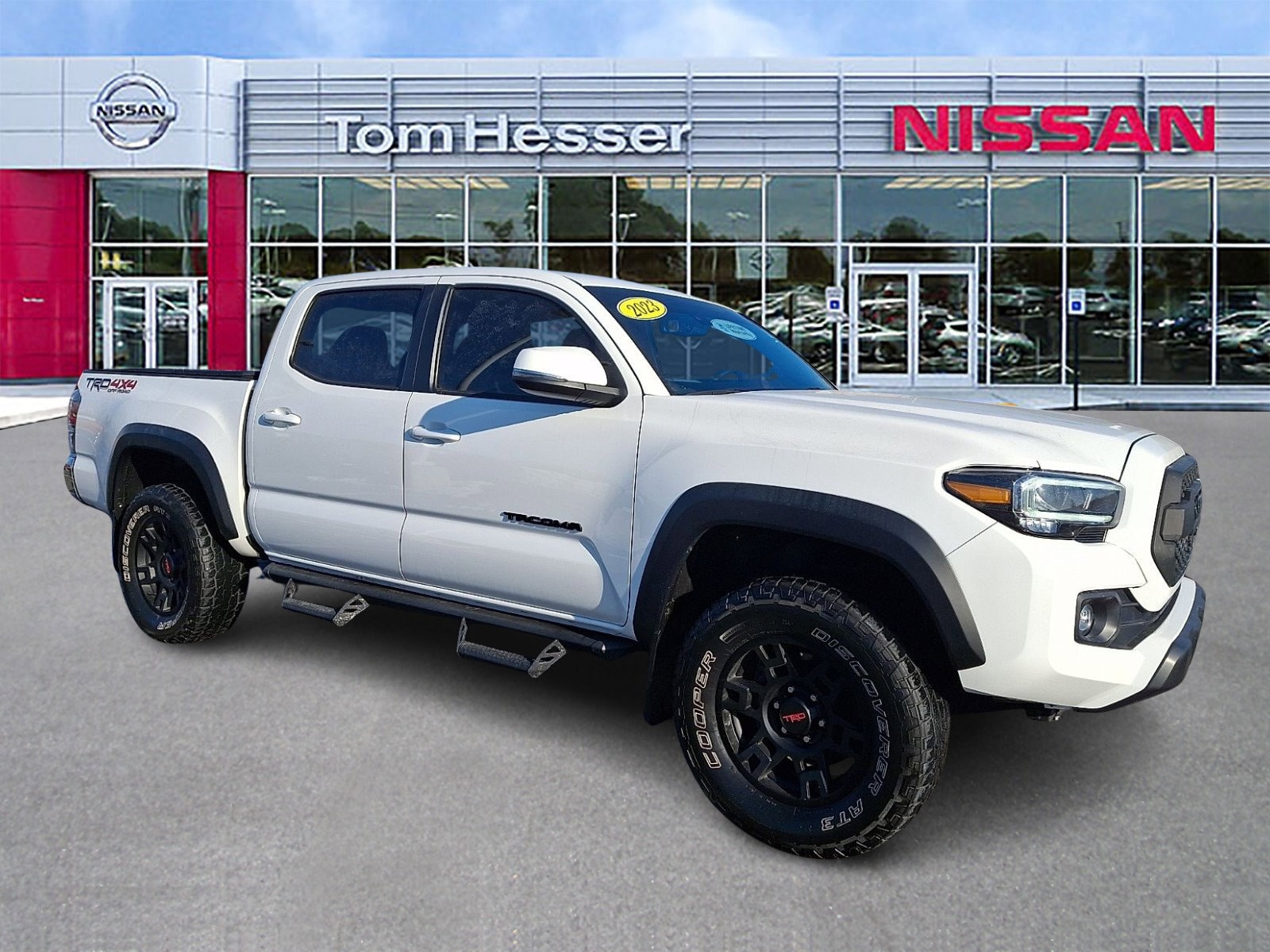 2023 Toyota Tacoma TRD Off Road's photo