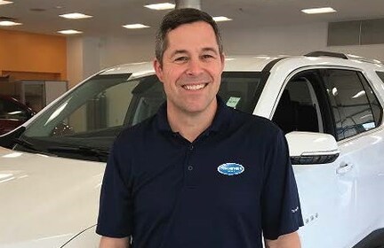 Staff member Dean Hesser from ID_b0fe5e884538