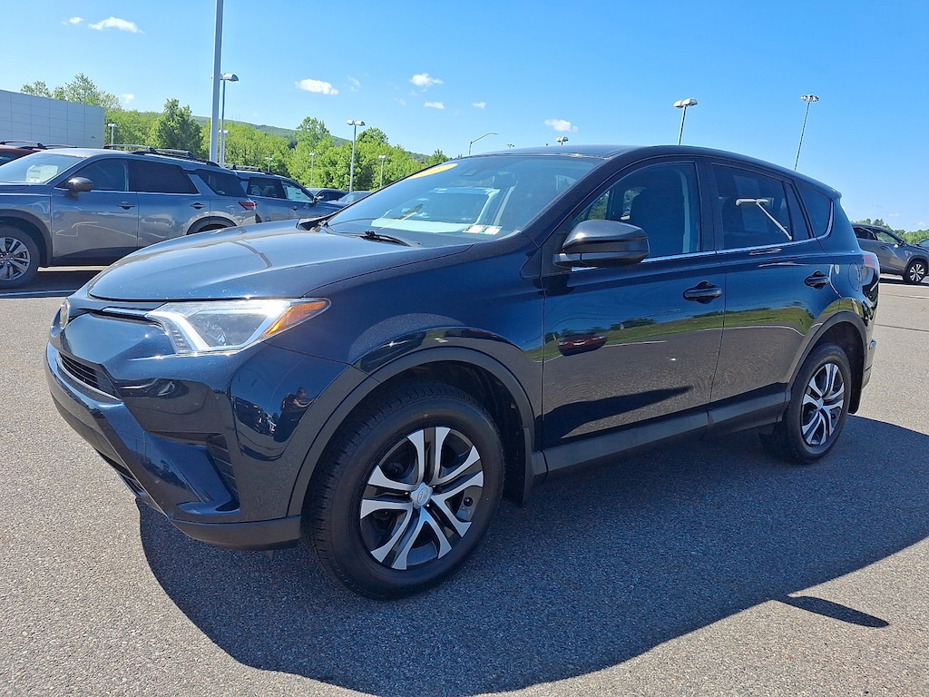 Used 2017 Toyota RAV4 LE SUV