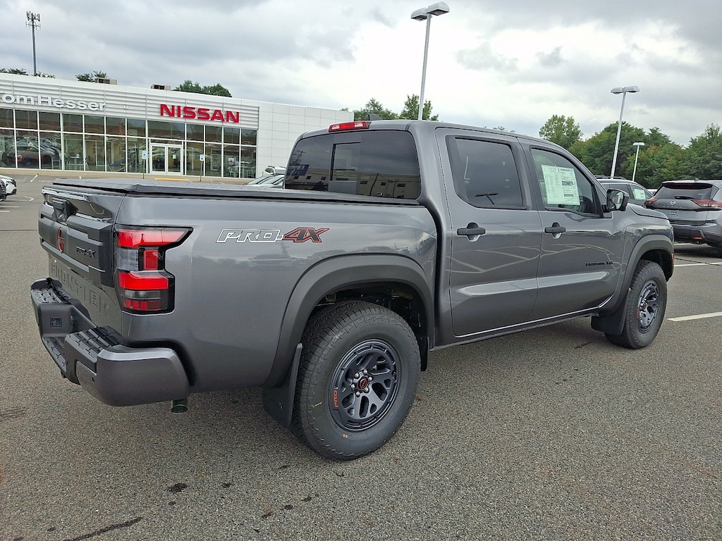 New 2027 Nissan Frontier PRO-4X Truck Crew Cab