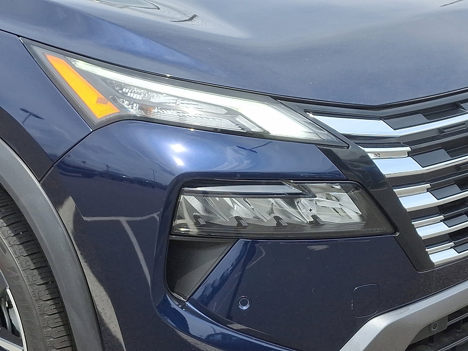 2024 Nissan Rogue SL - Photo 9
