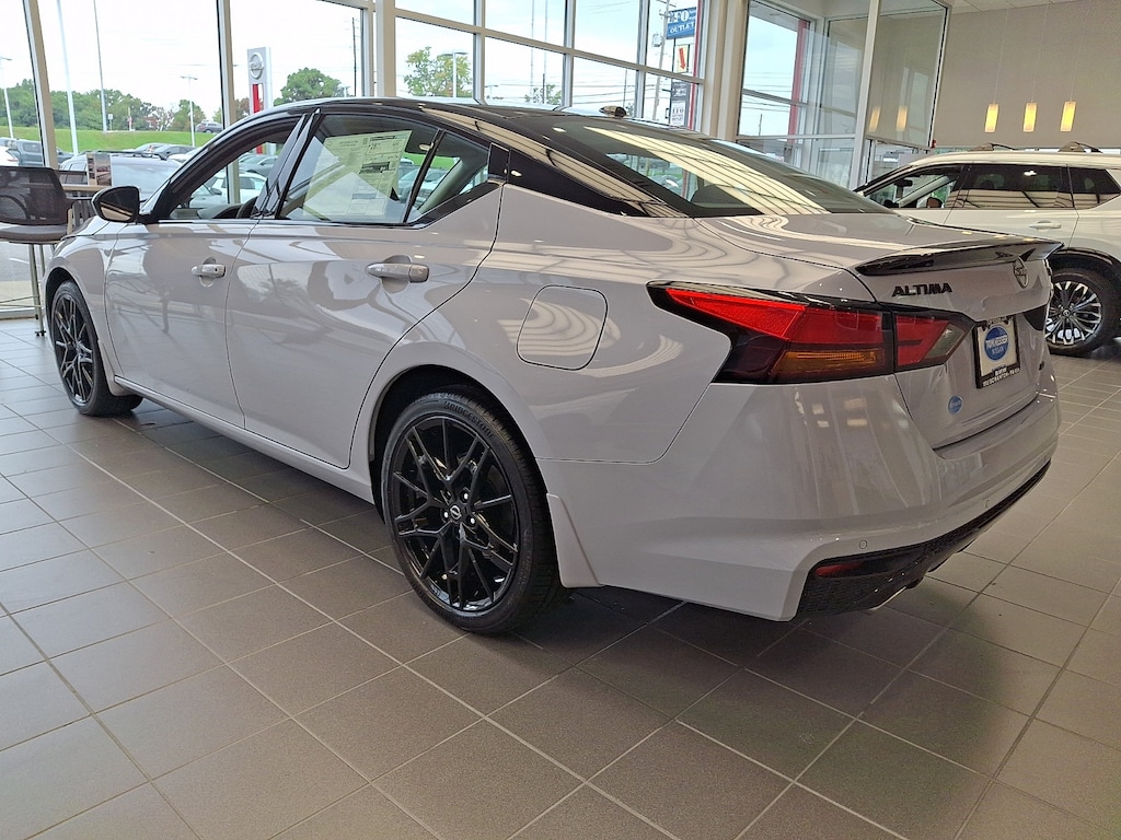 New 2026 Nissan Altima SR Sedan