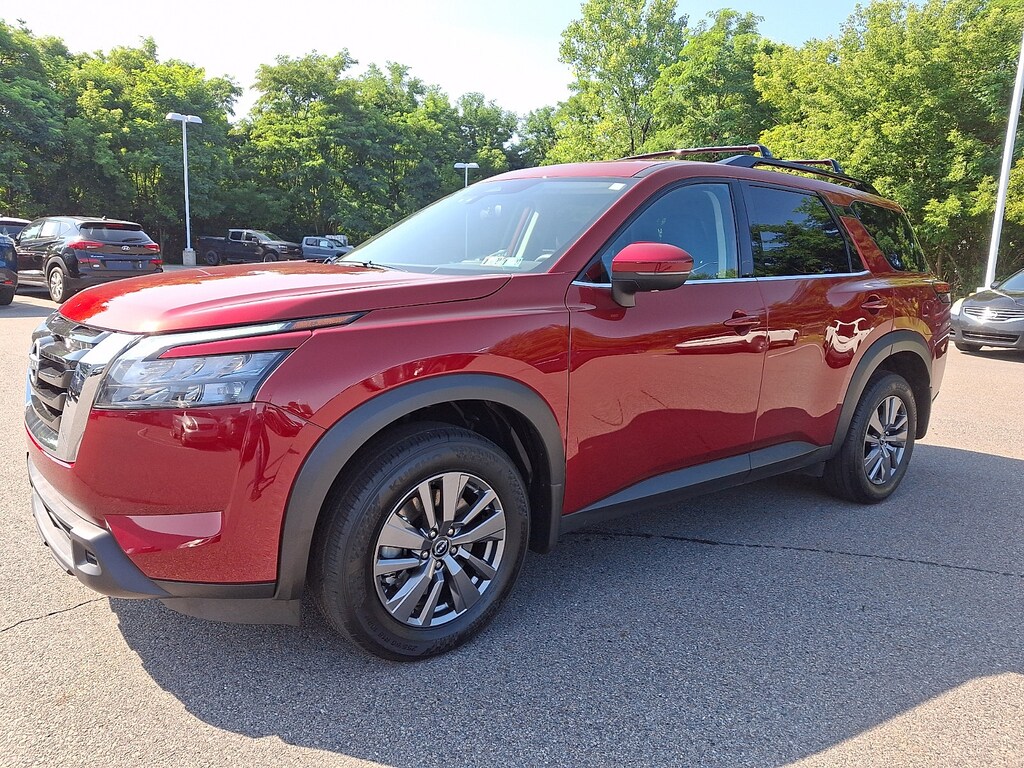 Certified 2025 Nissan Pathfinder SV SUV