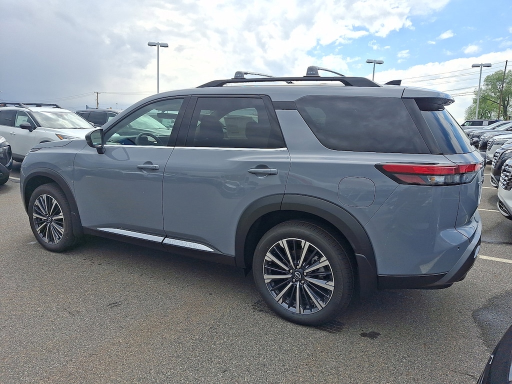 New 2026 Nissan Pathfinder Platinum SUV