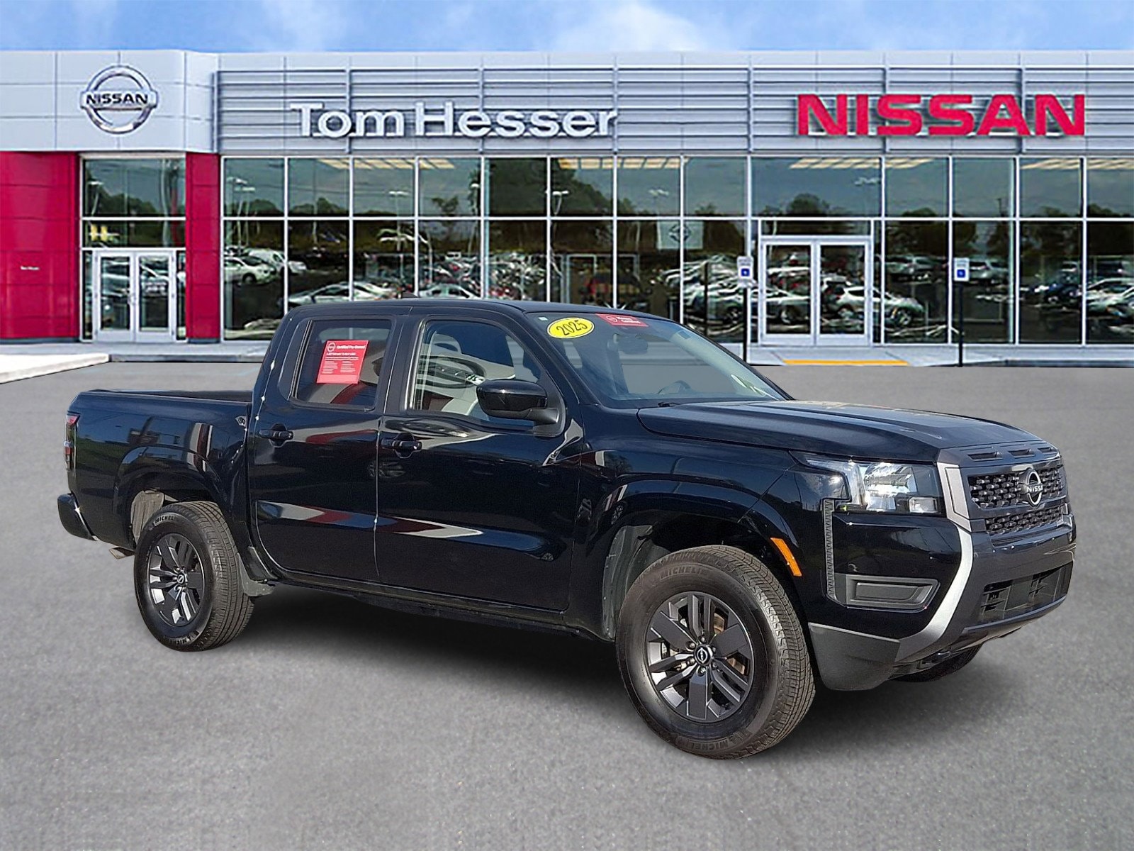 2025 Nissan Frontier SV Crew Cab 4X4 SWB's photo