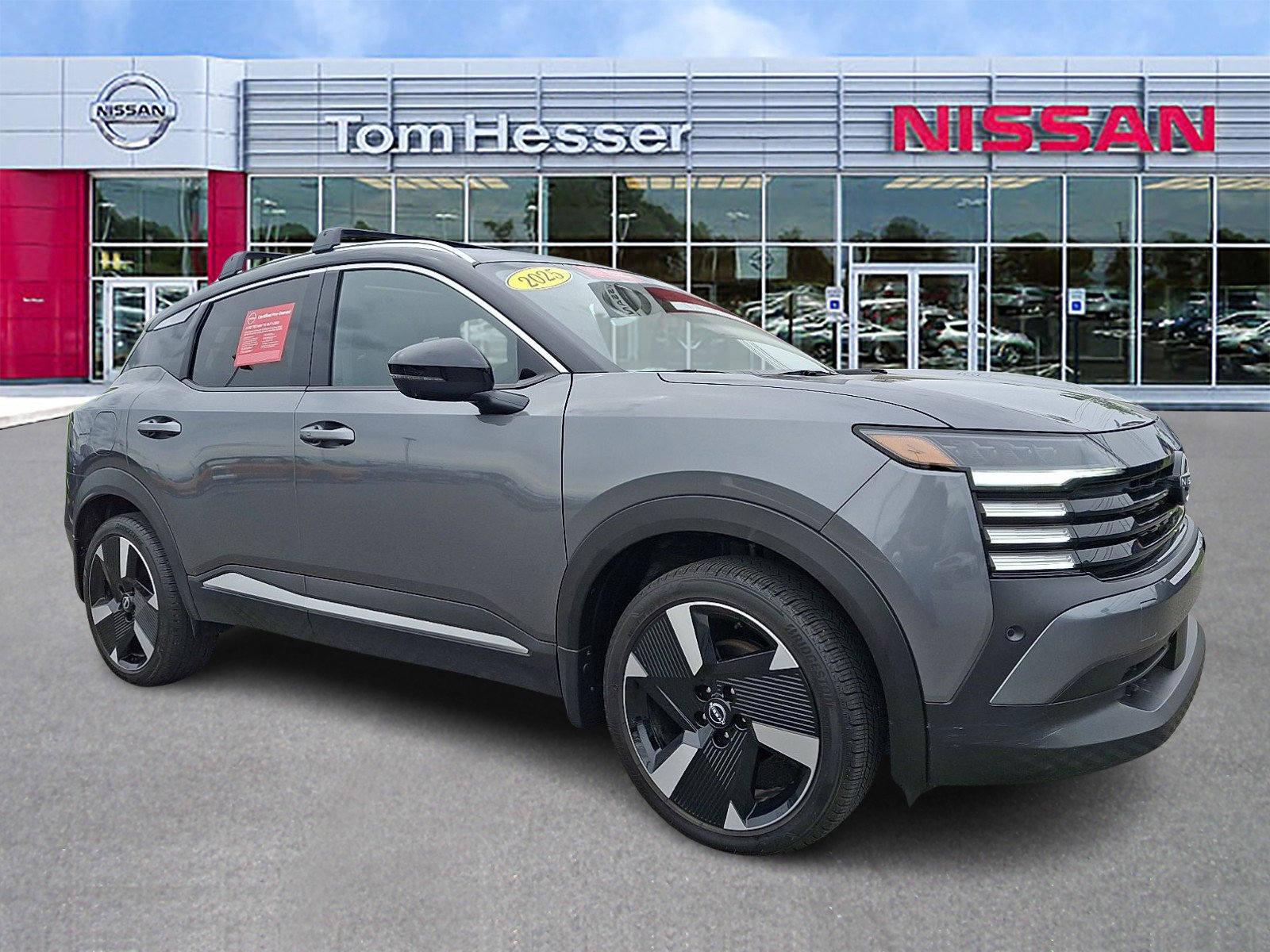 2025 Nissan Kicks 2.0 SR AWD's photo