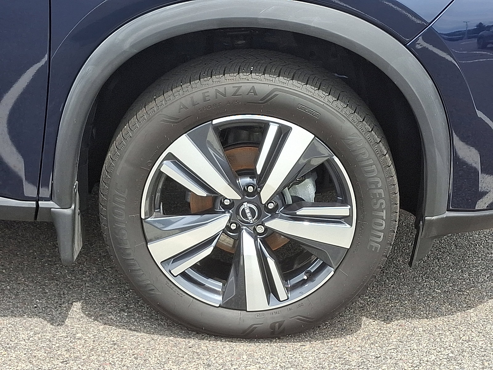 2024 Nissan Rogue SL - Photo 8