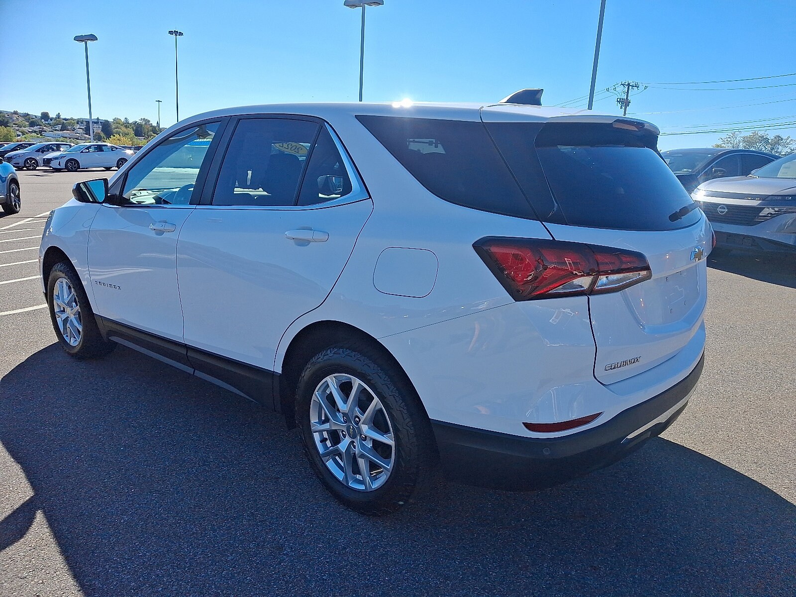 2022 Chevrolet Equinox photo 3