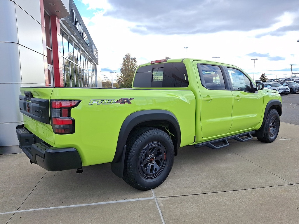 New 2026 Nissan Frontier PRO-4X Truck Crew Cab