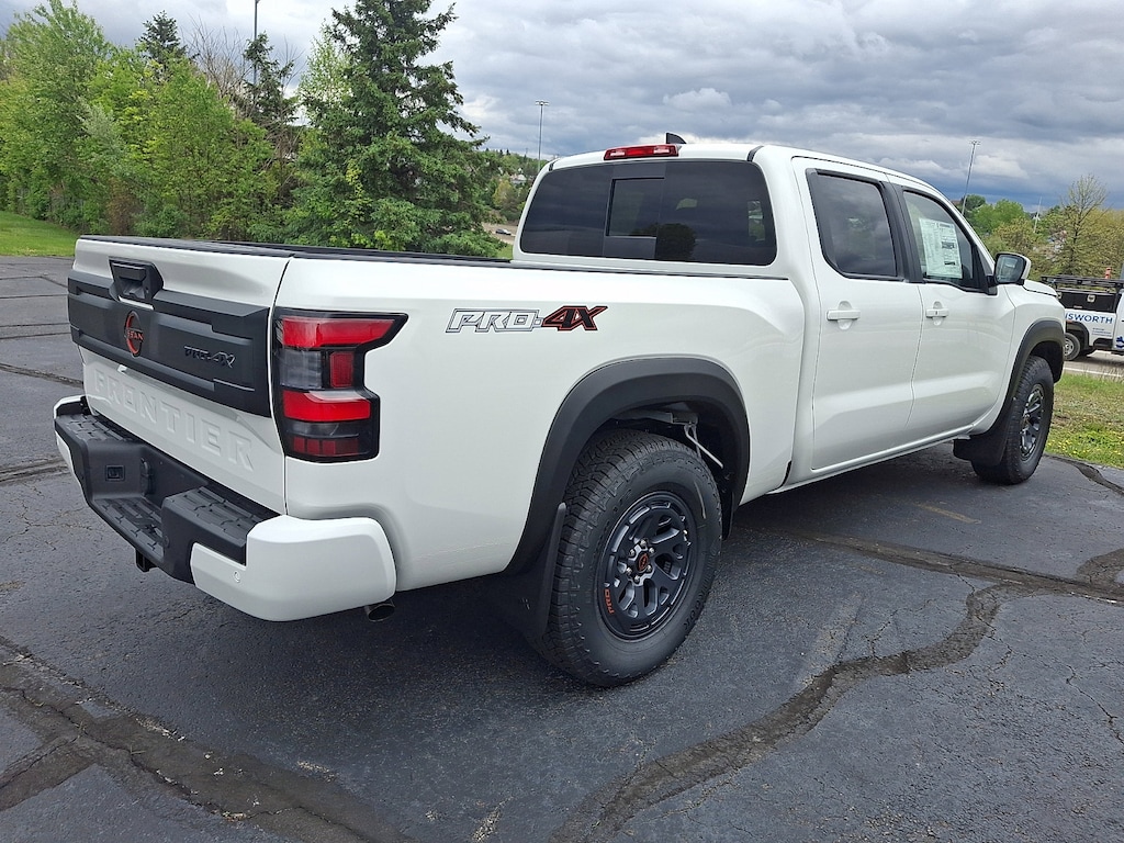 New 2026 Nissan Frontier PRO-4X Truck Crew Cab