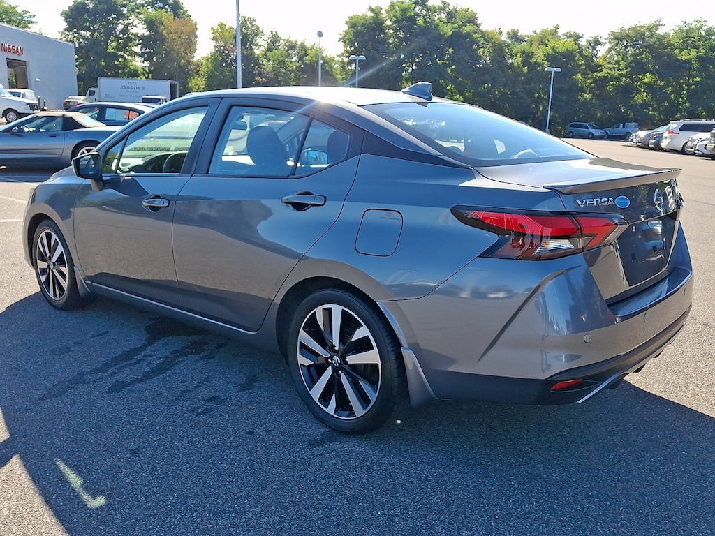 Certified 2021 Nissan Versa 1.6 SR Sedan