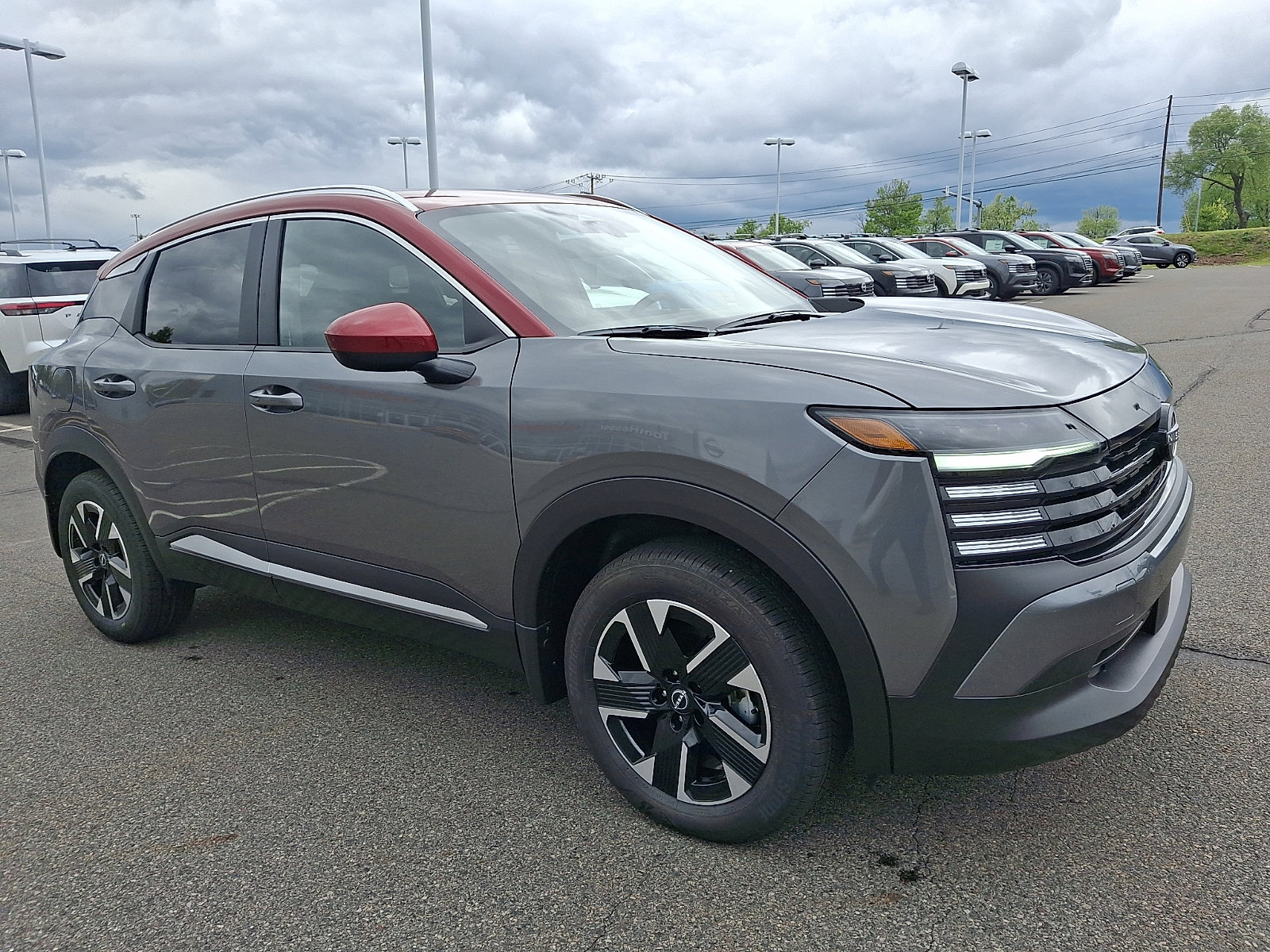 2026 Nissan Kicks 2.0 SV AWD's photo