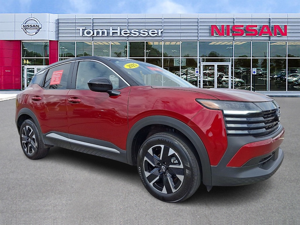 Used 2025 Nissan Kicks SV SUV