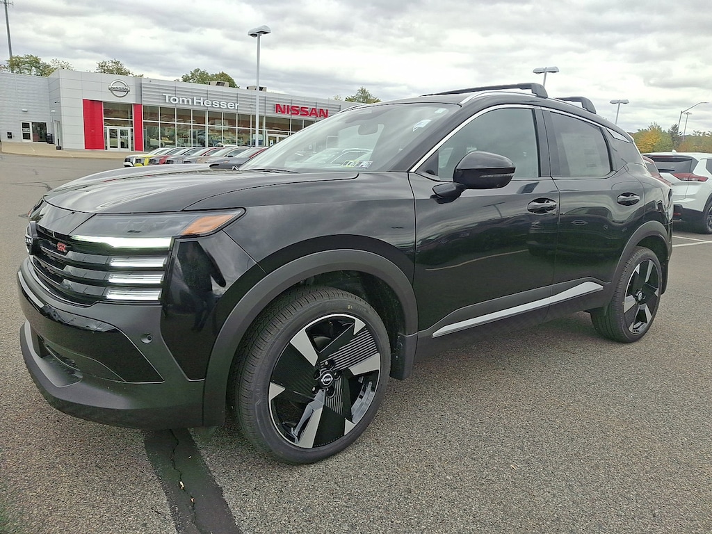 New 2026 Nissan Kicks SR SUV