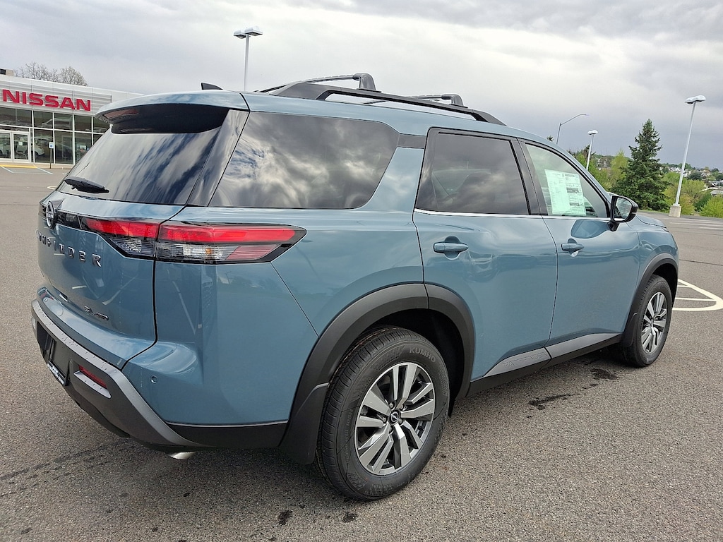 New 2026 Nissan Pathfinder SL SUV