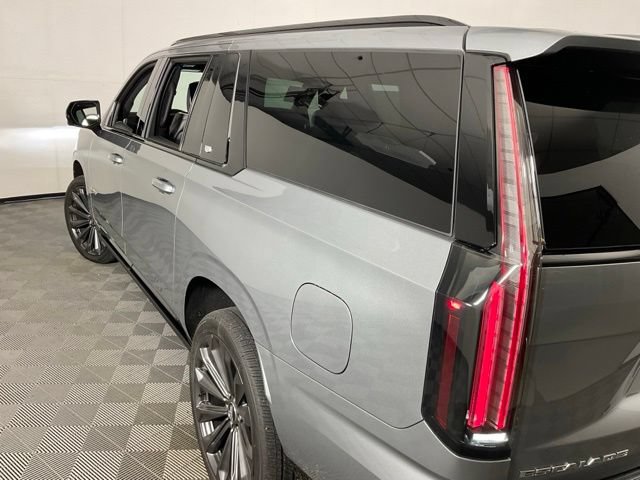 2026 Cadillac Escalade ESV V-Series - Photo 34