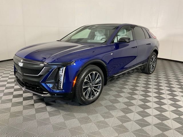 2026 Cadillac LYRIQ Sport's photo