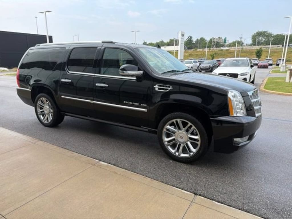 Used 2013 CADILLAC Escalade ESV Platinum Edition SUV
