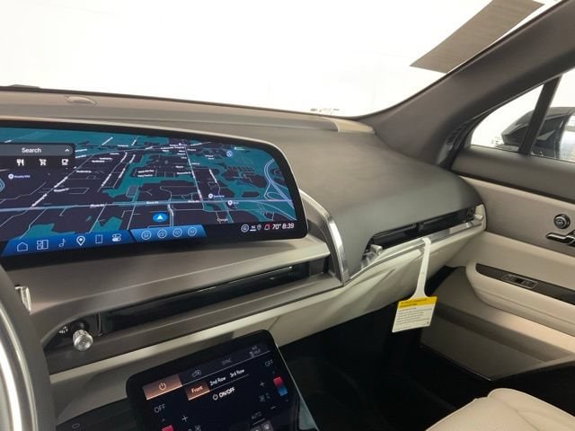 2027 Cadillac VISTIQ Luxury - Photo 13