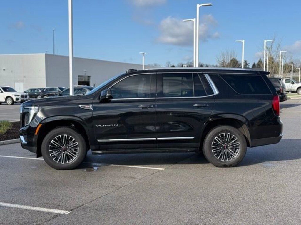 Used 2025 GMC Yukon Elevation SUV