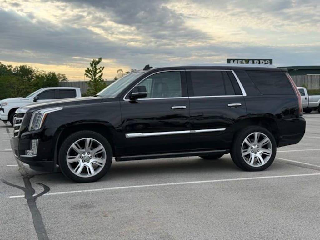 Used 2018 CADILLAC Escalade Premium Luxury SUV