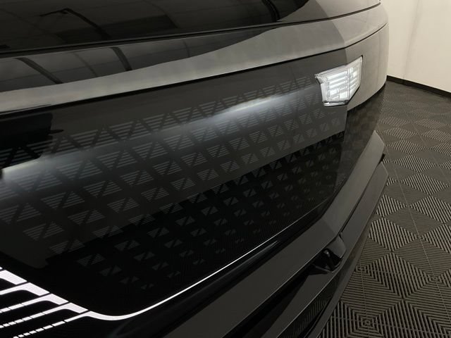 2026 Cadillac VISTIQ Sport - Photo 8