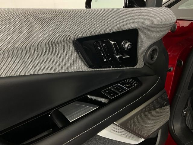 2025 Cadillac OPTIQ Sport 2 - Photo 24