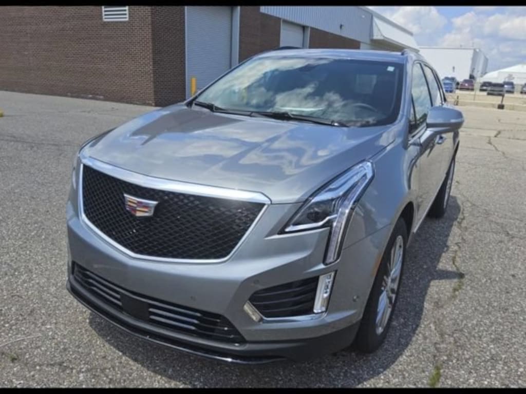 Used 2026 CADILLAC XT5 Sport SUV