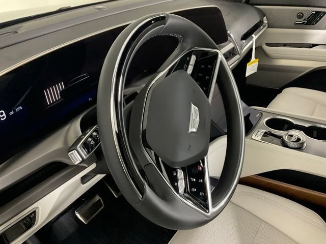 2027 Cadillac VISTIQ Luxury - Photo 18