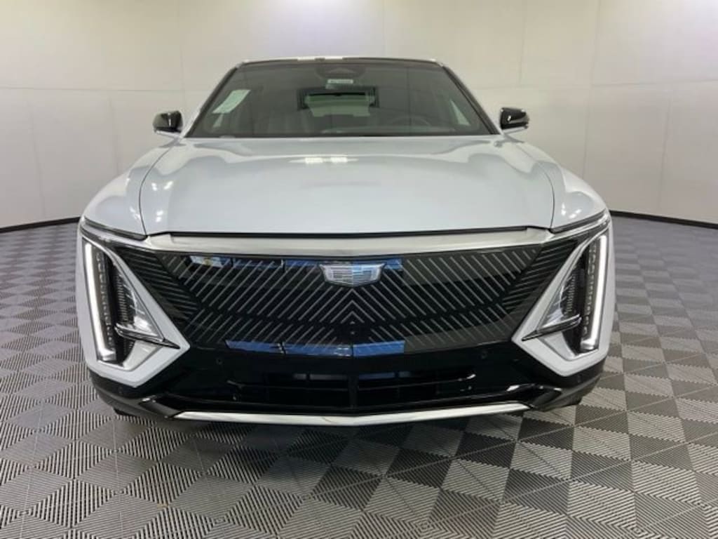 New 2026 CADILLAC LYRIQ Luxury SUV