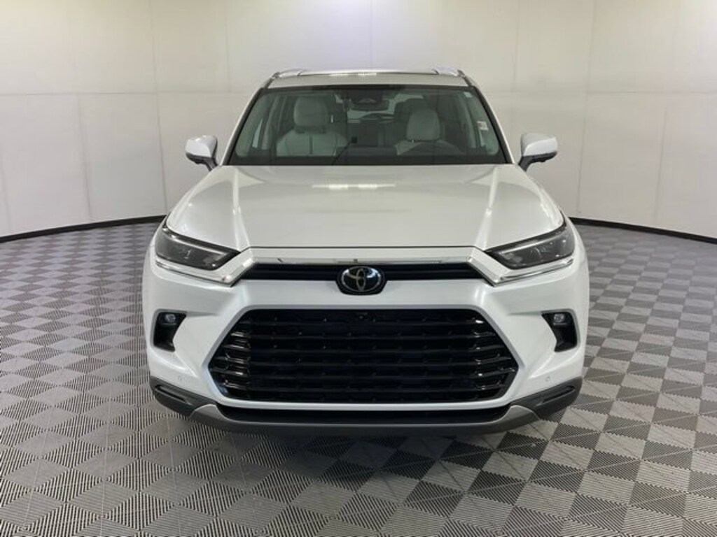 Used 2024 Toyota Grand Highlander XLE