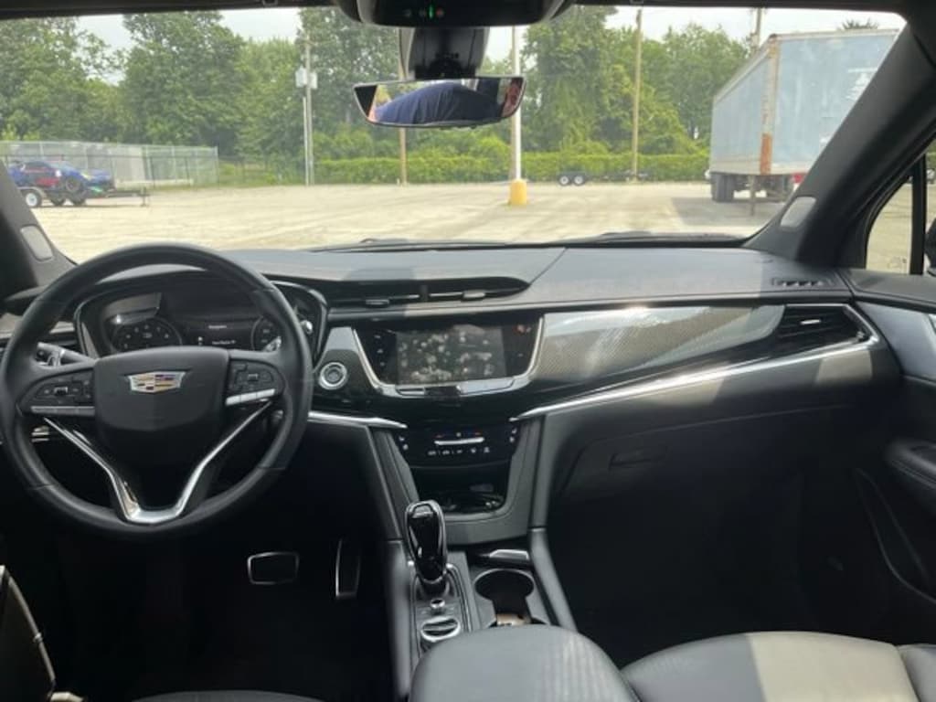 Used 2024 CADILLAC XT6 Sport SUV