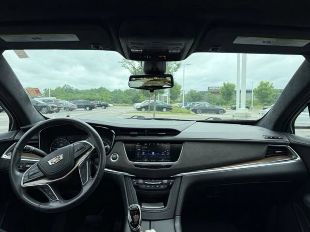 Used 2018 CADILLAC XT5 Platinum AWD SUV