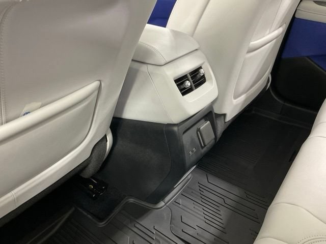2026 Cadillac OPTIQ Luxury - Photo 15