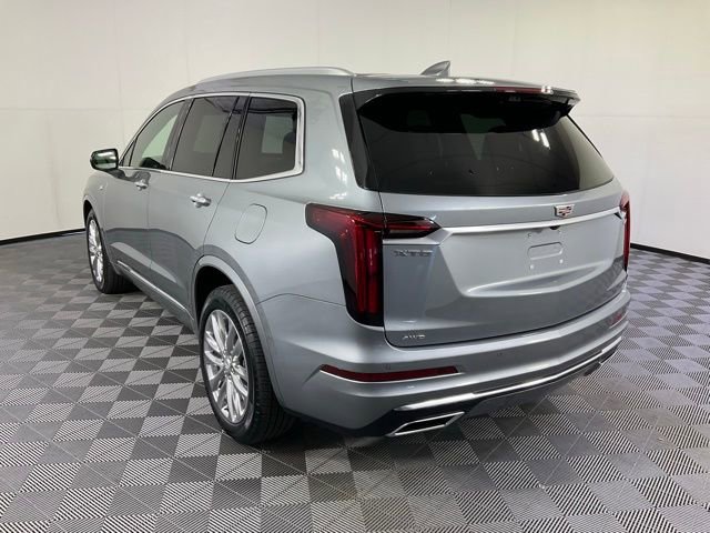 2025 Cadillac XT6 Premium Luxury photo 4
